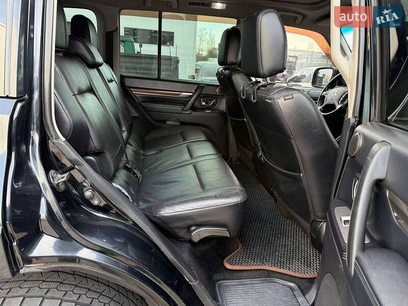 Внедорожник / Кроссовер Mitsubishi Pajero Wagon 2007 в Одессе фото 19 Внедорожник / Кроссовер Mitsubishi Pajero Wagon 2007 в Одессе