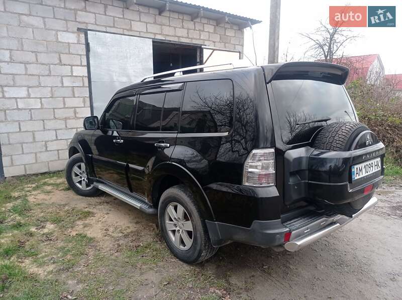 Внедорожник / Кроссовер Mitsubishi Pajero Wagon 2008 в Бердичеве
