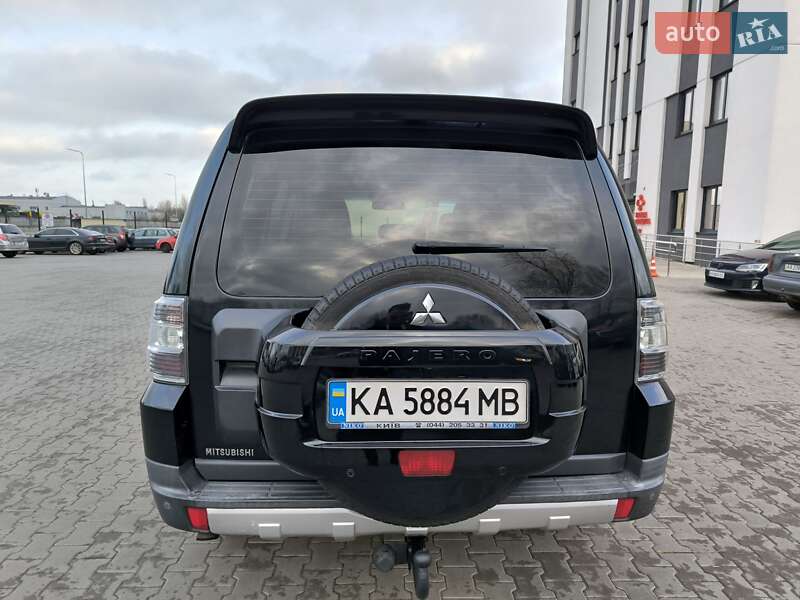 Внедорожник / Кроссовер Mitsubishi Pajero Wagon 2008 в Киеве