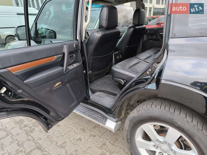 Внедорожник / Кроссовер Mitsubishi Pajero Wagon 2008 в Киеве