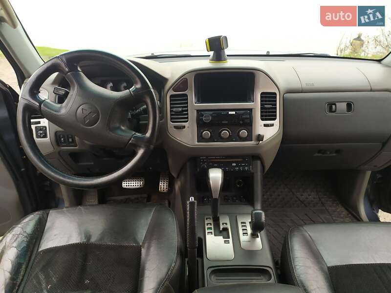 Позашляховик / Кросовер Mitsubishi Pajero Wagon 2006 в Дніпрі фото 14 Позашляховик / Кросовер Mitsubishi Pajero Wagon 2006 в Дніпрі