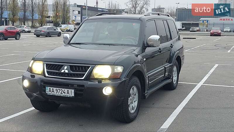 Позашляховик / Кросовер Mitsubishi Pajero Wagon 2006 в Києві