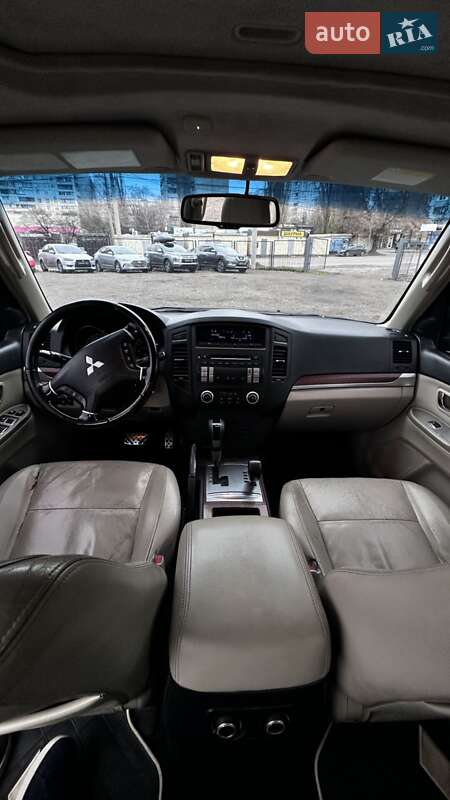 Позашляховик / Кросовер Mitsubishi Pajero Wagon 2008 в Харкові фото 15 Позашляховик / Кросовер Mitsubishi Pajero Wagon 2008 в Харкові