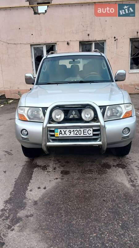 Mitsubishi Pajero Wagon 2004