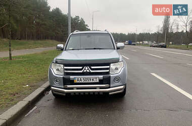 Внедорожник / Кроссовер Mitsubishi Pajero Wagon 2008 в Киеве