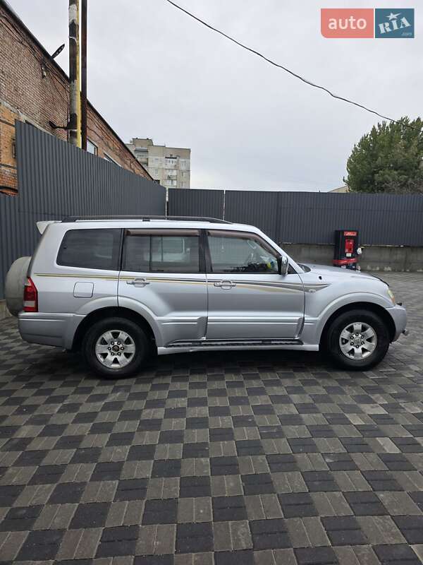 Позашляховик / Кросовер Mitsubishi Pajero Wagon 2007 в Хмельницькому фото 5 Позашляховик / Кросовер Mitsubishi Pajero Wagon 2007 в Хмельницькому