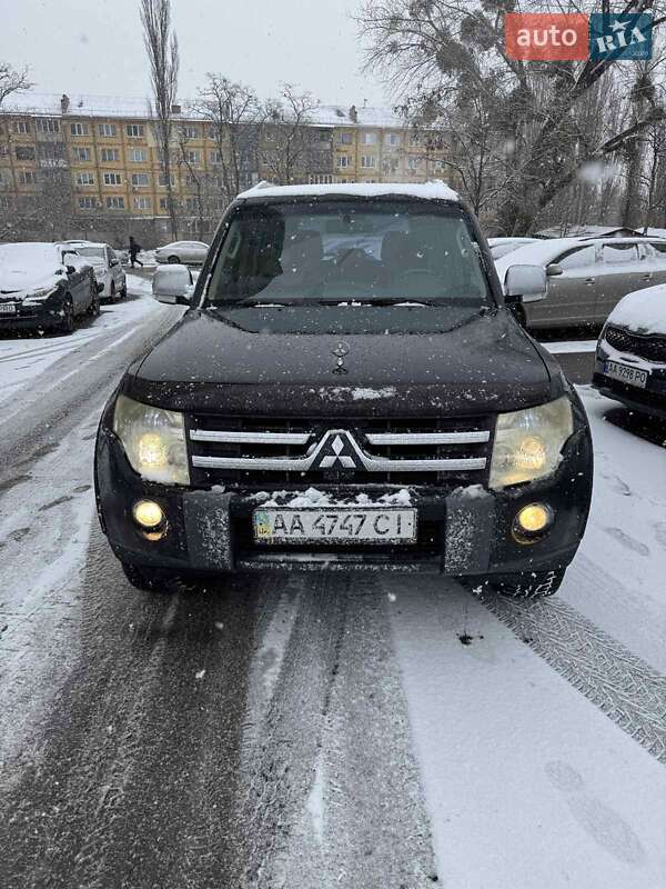 Mitsubishi Pajero Wagon 2007