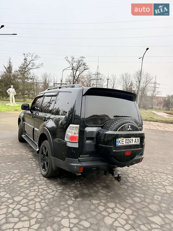 Позашляховик / Кросовер Mitsubishi Pajero Wagon 2008 в Кривому Розі