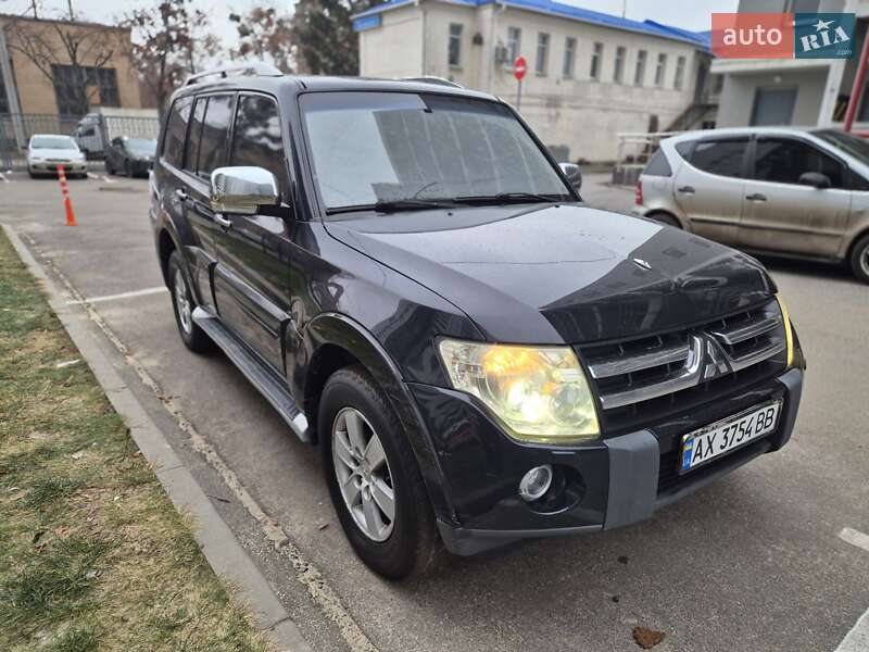 Mitsubishi Pajero Wagon 2007
