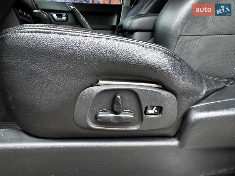 Внедорожник / Кроссовер Mitsubishi Pajero Wagon 2006 в Киеве фото 15 Внедорожник / Кроссовер Mitsubishi Pajero Wagon 2006 в Киеве