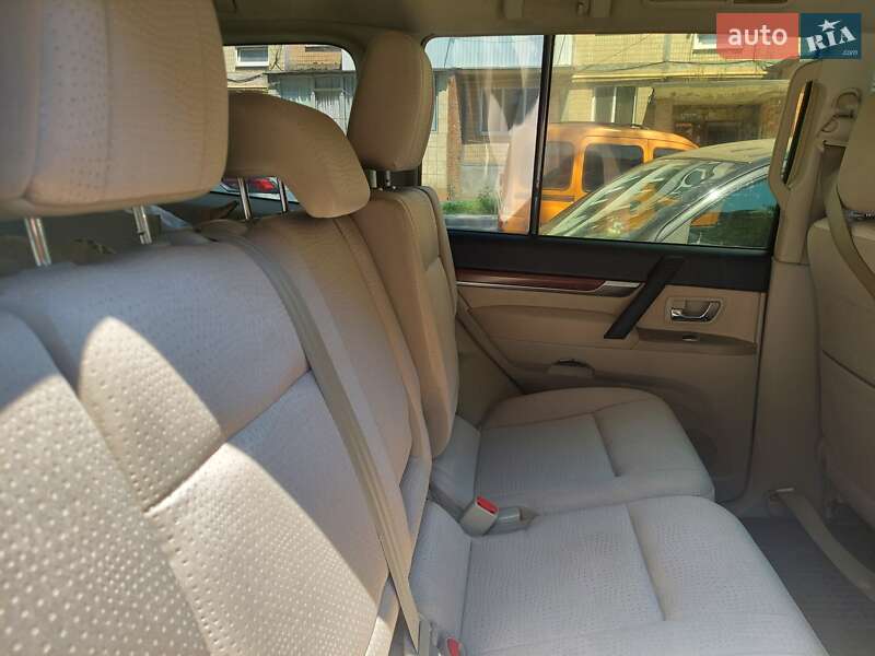 Внедорожник / Кроссовер Mitsubishi Pajero Wagon 2007 в Виннице