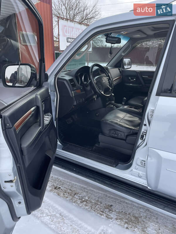 Позашляховик / Кросовер Mitsubishi Pajero Wagon 2008 в Кропивницькому