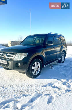 Внедорожник / Кроссовер Mitsubishi Pajero Wagon 2007 в Харькове