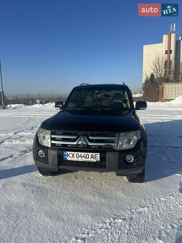 Позашляховик / Кросовер Mitsubishi Pajero Wagon 2007 в Харкові