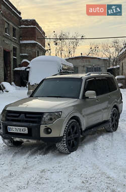 Позашляховик / Кросовер Mitsubishi Pajero Wagon 2007 в Львові