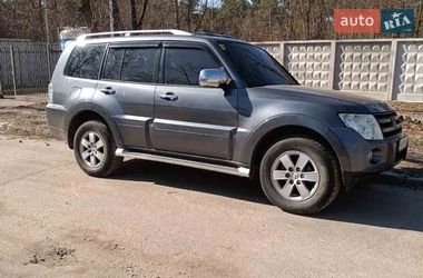 Внедорожник / Кроссовер Mitsubishi Pajero Wagon 2007 в Киеве