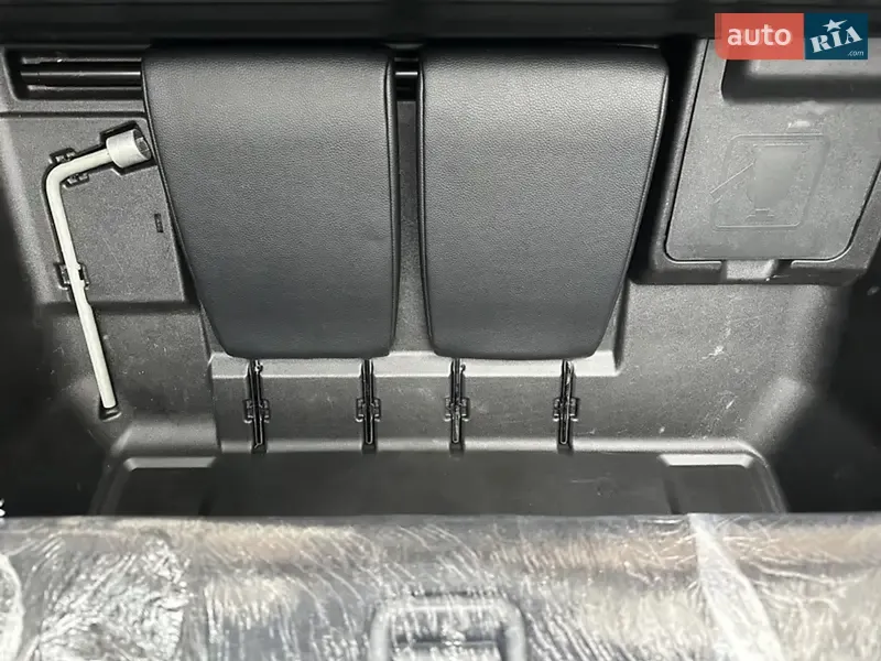 Mitsubishi Pajero Wagon 2018 VIN JMBLYV93WJJ500442 фото оголошення 36 з 85