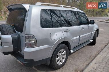 Внедорожник / Кроссовер Mitsubishi Pajero Wagon 2009 в Львове