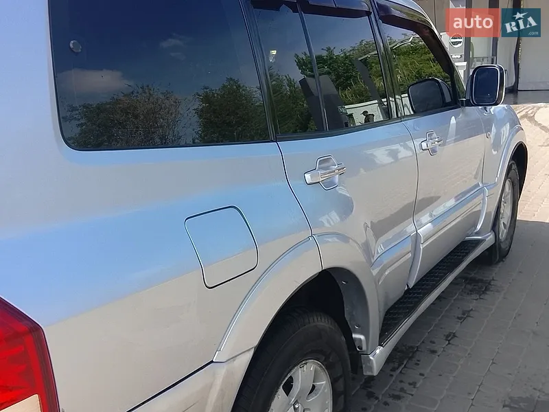 Mitsubishi Pajero Wagon