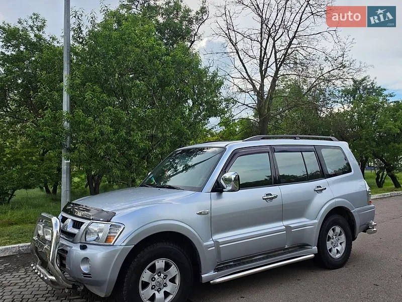 Mitsubishi Pajero Wagon