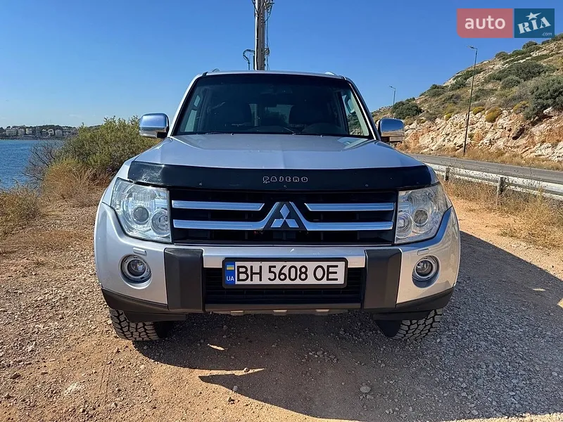 Mitsubishi Pajero Wagon
