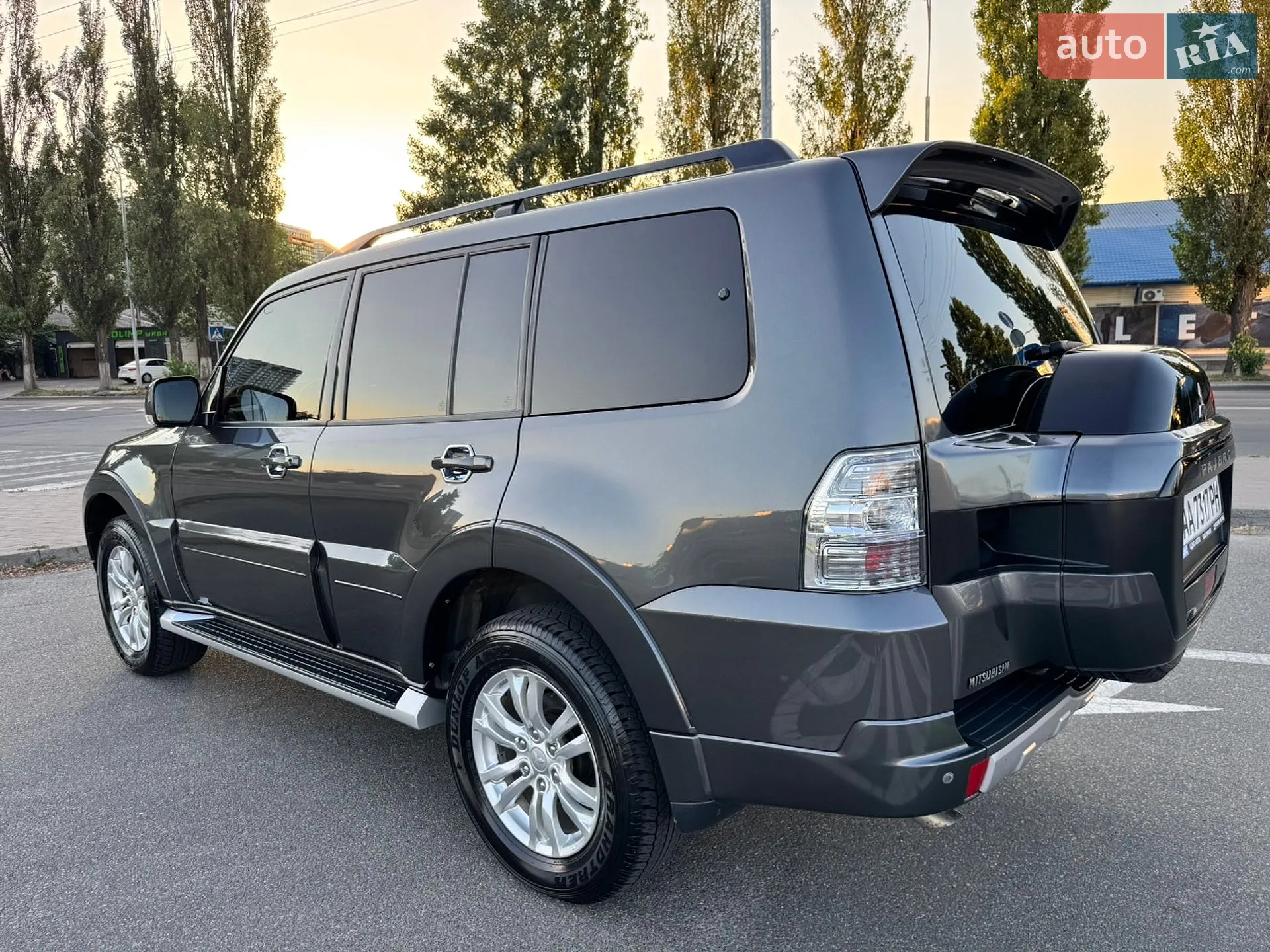 Mitsubishi Pajero Wagon 2018 VIN JMBLYV93WJJ500442 фото оголошення 40 з 79