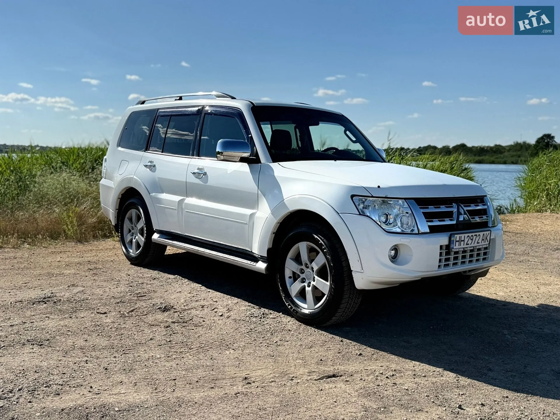 2011 Mitsubishi Pajero - мініатюра 5