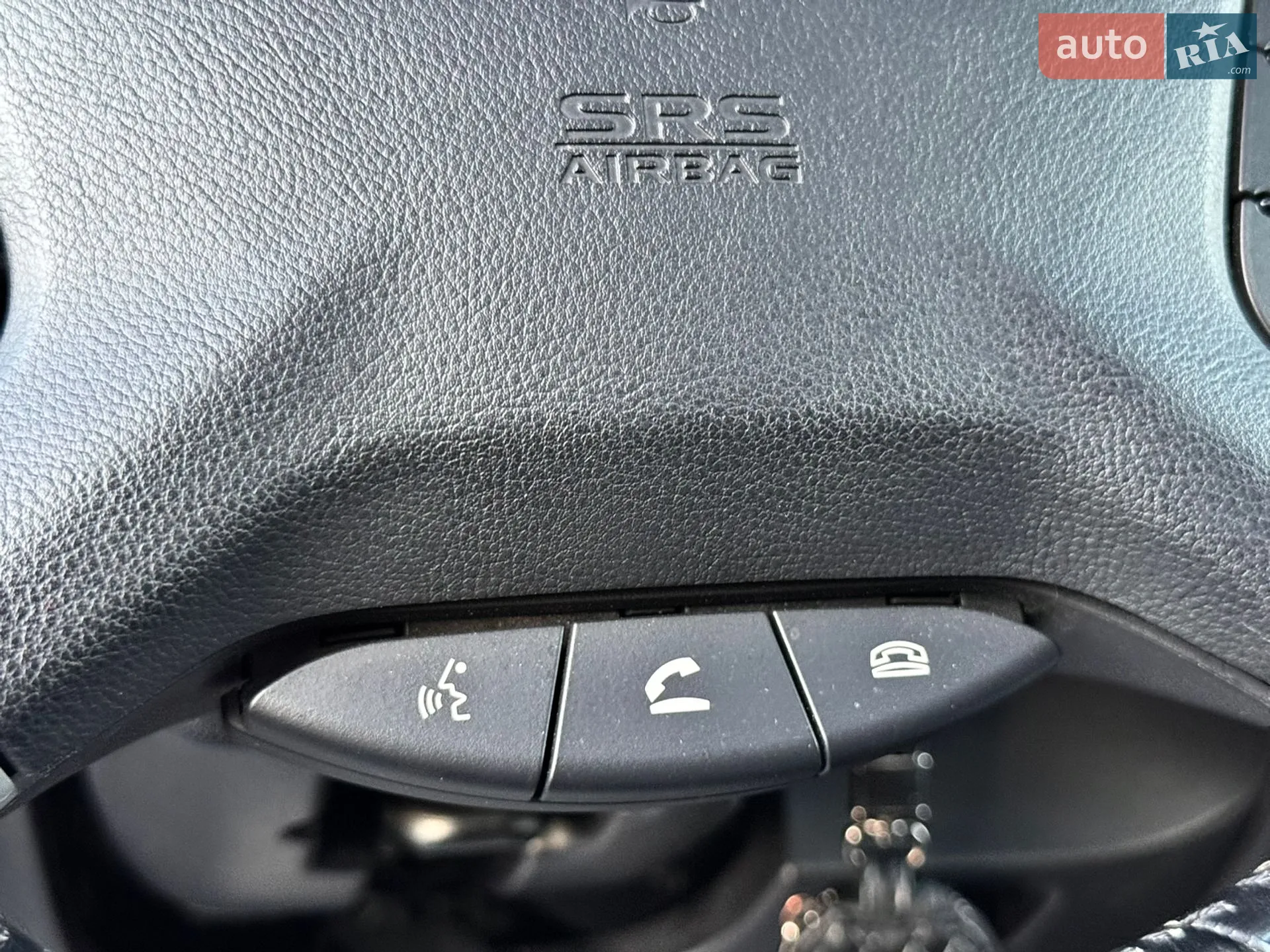 2014 Mitsubishi Pajero - мініатюра 43