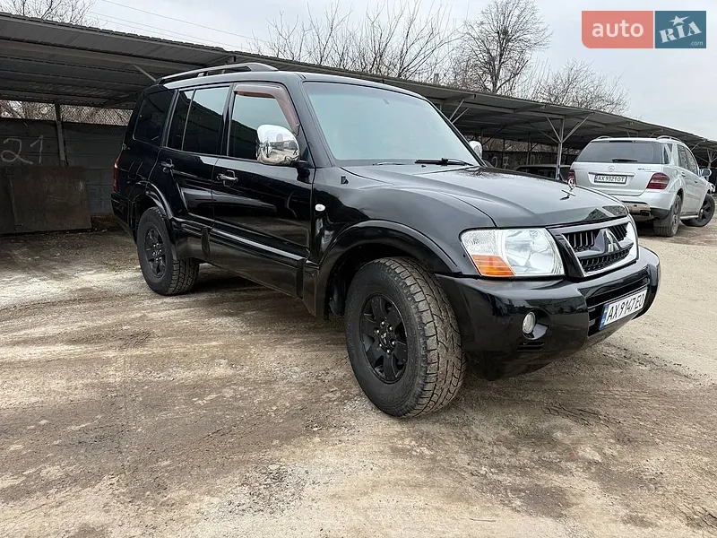 Mitsubishi Pajero Wagon