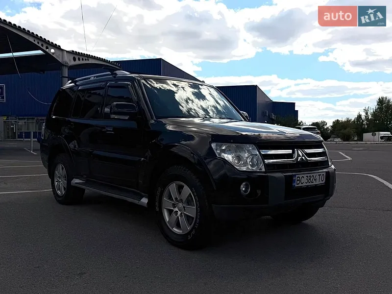 Mitsubishi Pajero Wagon