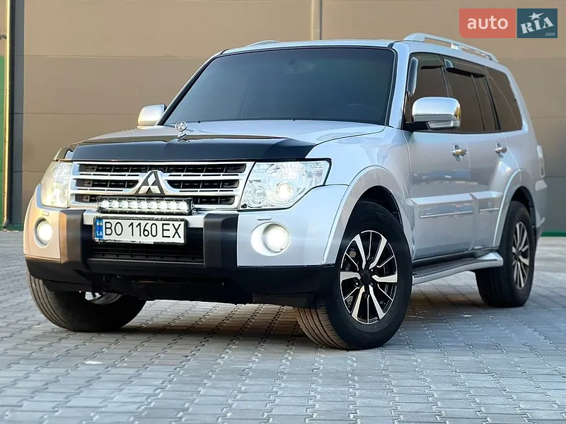 Mitsubishi Pajero Wagon