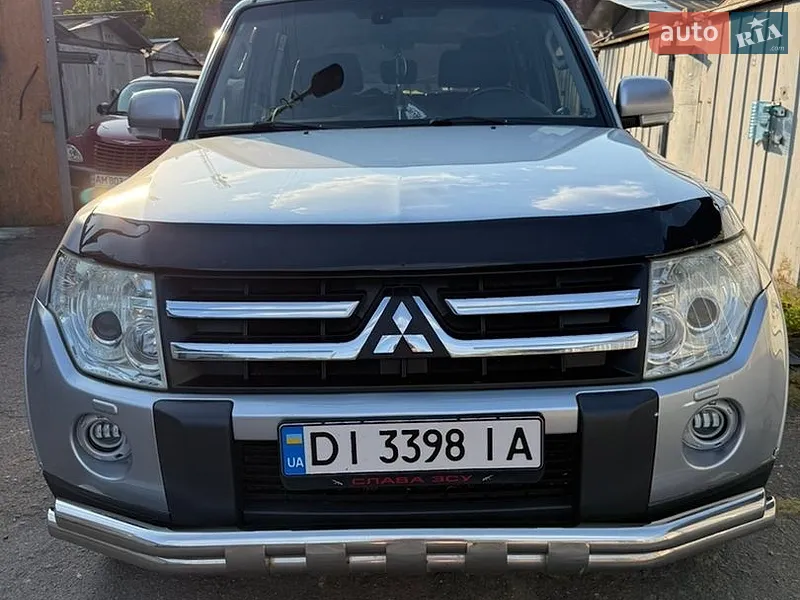 Mitsubishi Pajero Wagon