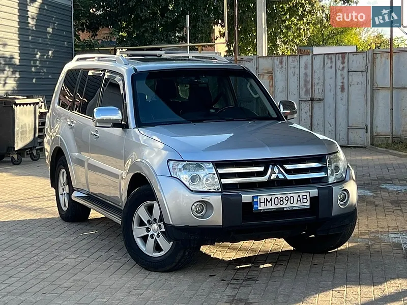 Mitsubishi Pajero Wagon