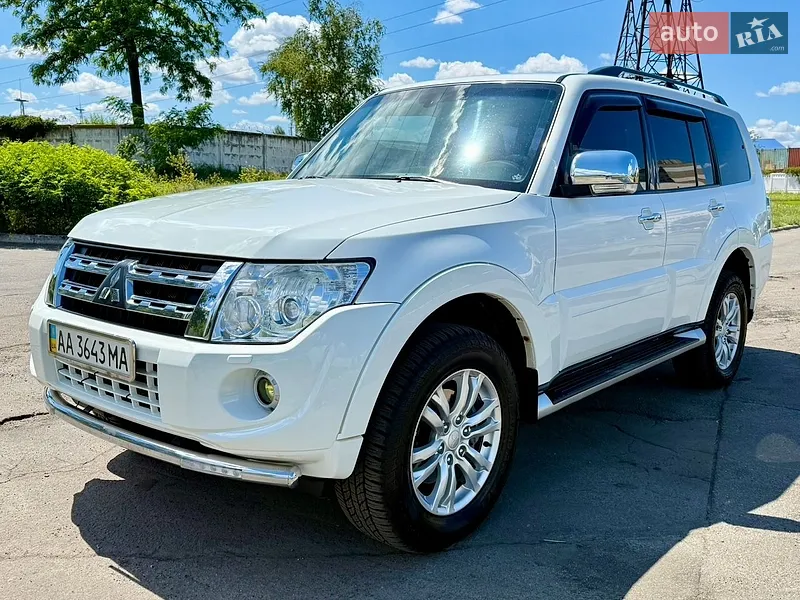 Mitsubishi Pajero Wagon