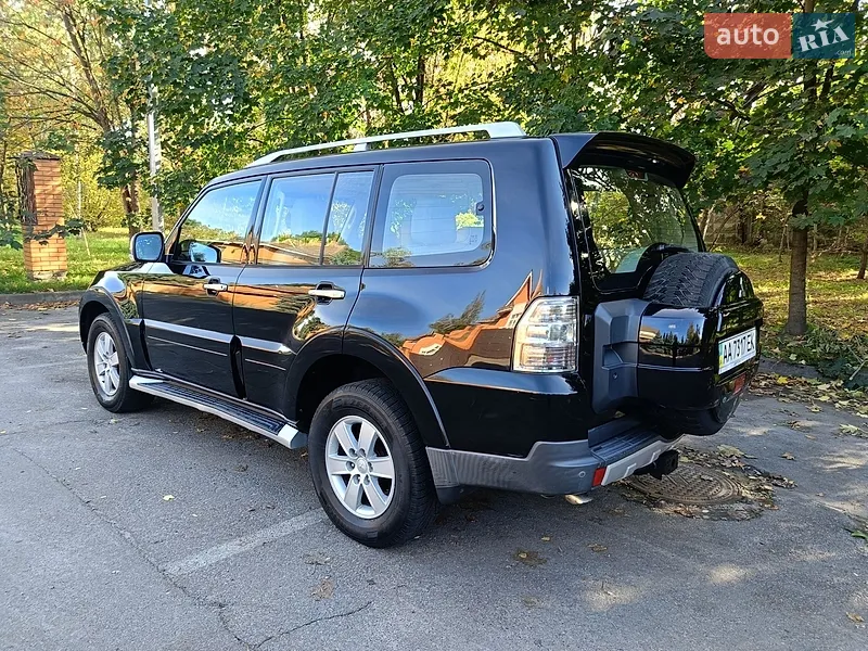 Mitsubishi Pajero Wagon