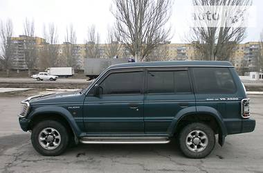 Внедорожник / Кроссовер Mitsubishi Pajero 1996 в 