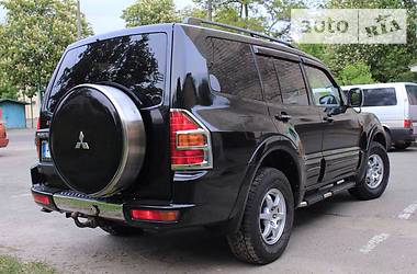 Внедорожник / Кроссовер Mitsubishi Pajero 2001 в Киеве