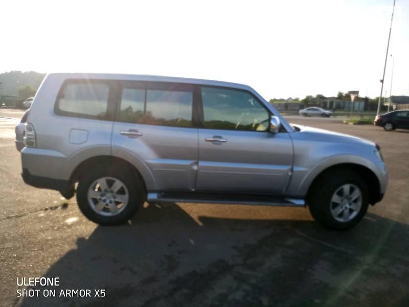 Позашляховик / Кросовер Mitsubishi Pajero 2007 в Коростишеві