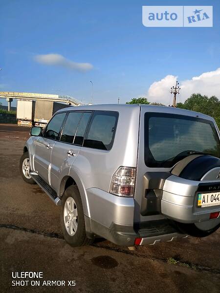 Позашляховик / Кросовер Mitsubishi Pajero 2007 в Коростишеві