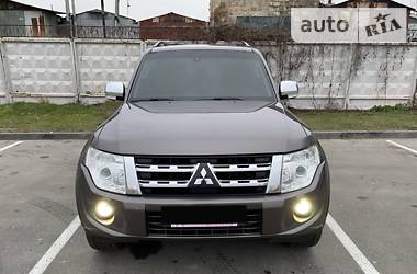 mitsubishi pajero