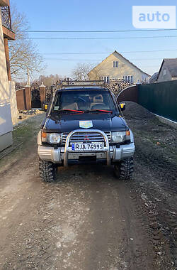 Внедорожник / Кроссовер Mitsubishi Pajero 1995 в Тячеве