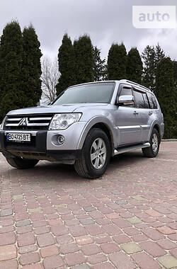 Универсал Mitsubishi Pajero 2008 в Тернополе