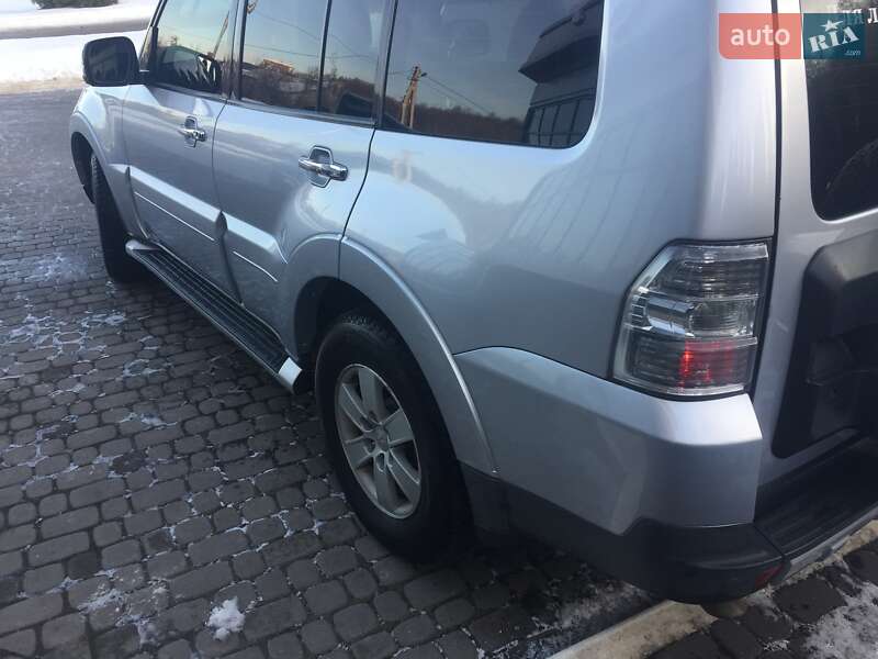 Внедорожник / Кроссовер Mitsubishi Pajero 2007 в Львове