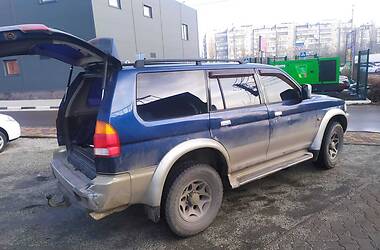 Внедорожник / Кроссовер Mitsubishi Pajero 1999 в Киеве