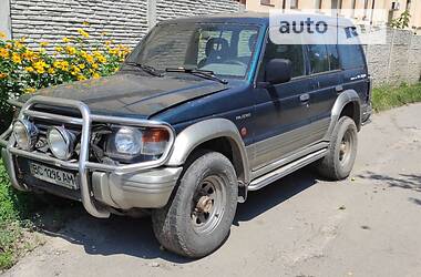 Внедорожник / Кроссовер Mitsubishi Pajero 1997 в Харькове