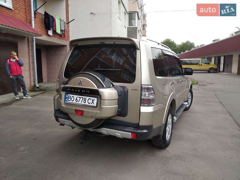 Внедорожник / Кроссовер Mitsubishi Pajero 2007 в Чорткове