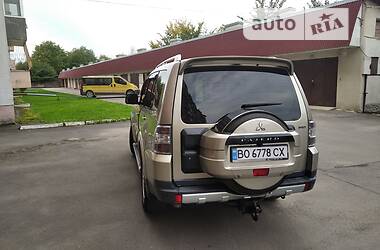 Внедорожник / Кроссовер Mitsubishi Pajero 2007 в Чорткове