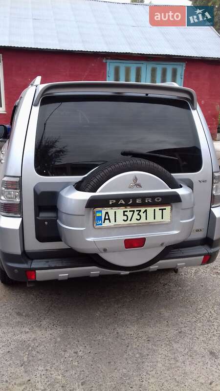 Внедорожник / Кроссовер Mitsubishi Pajero 2007 в Киеве