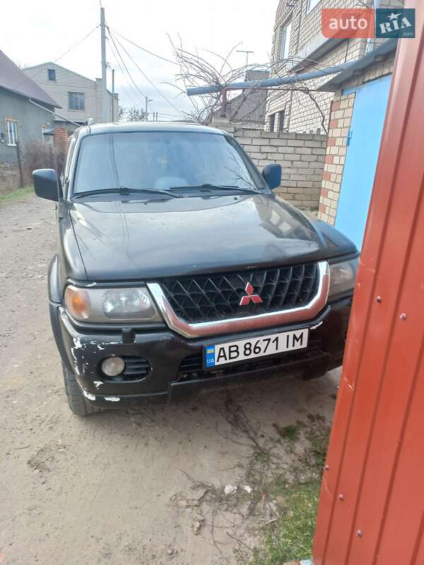 Внедорожник / Кроссовер Mitsubishi Pajero 2000 в Херсоне