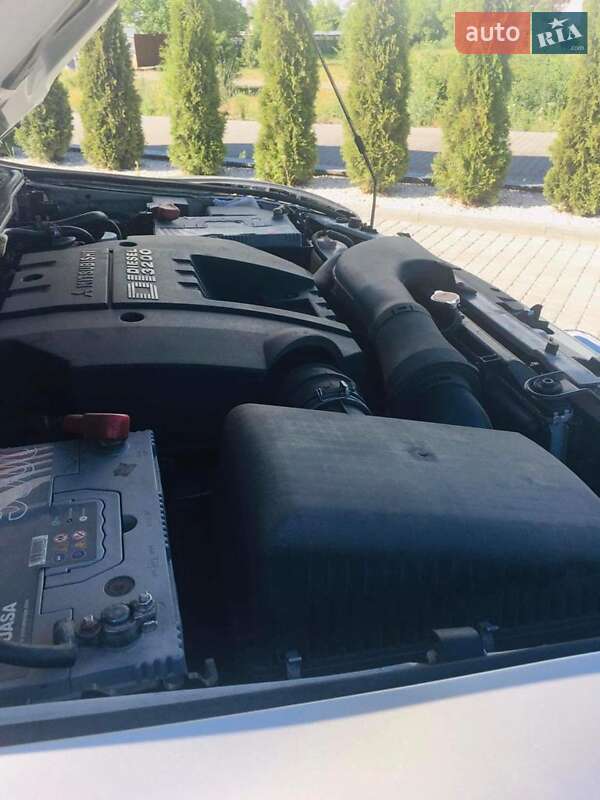 Внедорожник / Кроссовер Mitsubishi Pajero 2005 в Иршаве